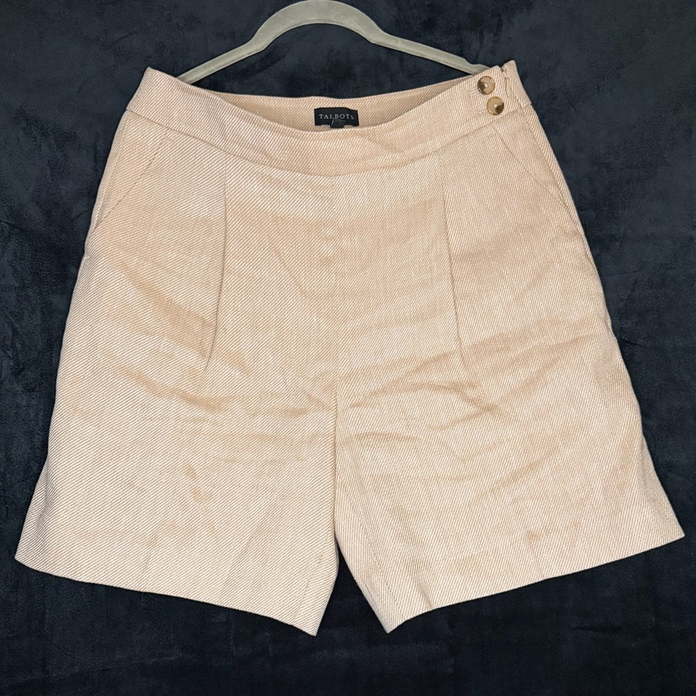 Talbots Women's Cream linen blend high rise pleated front Shorts